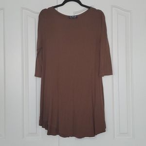 Pretty brown 3/4 sleeve tunic